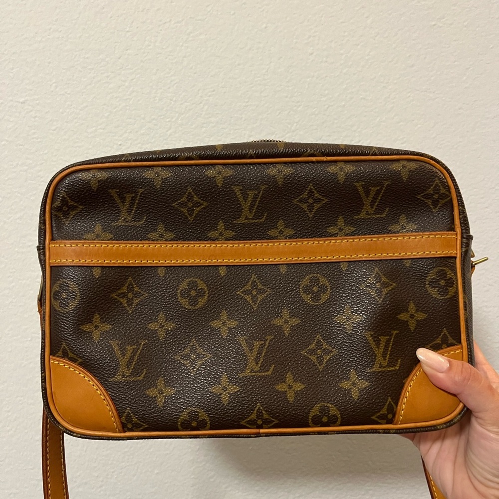 Authentic Preloved Louis Vuitton Trocadero 27 Monogram